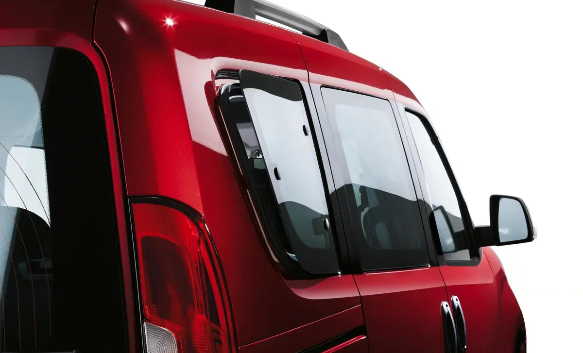 Fiat Doblò (2009-->>) (27)