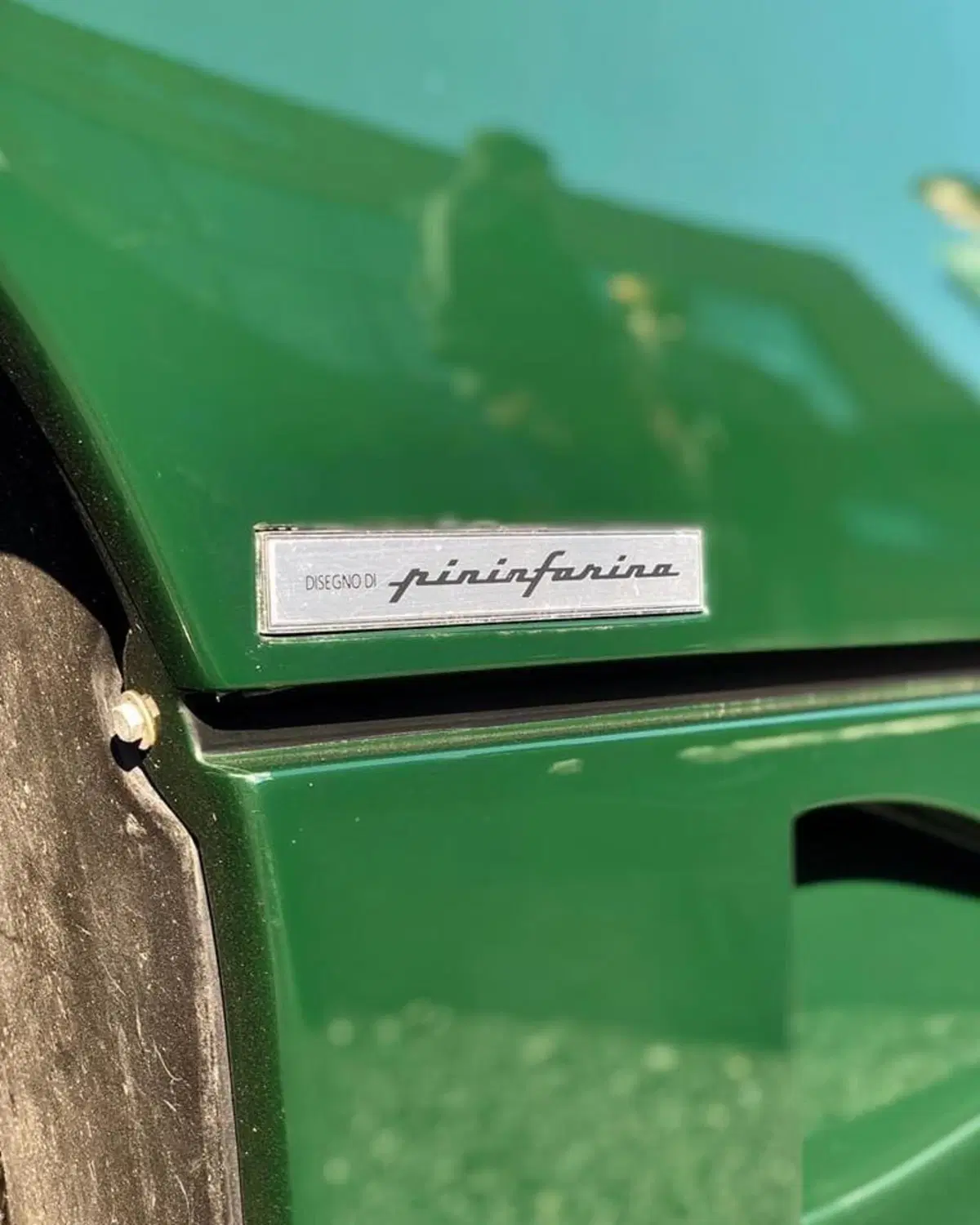 Non è eco, non è green e nemmeno british, ma che bel verde di un'auto: Ferrari F40 special [Foto gallery] (6)