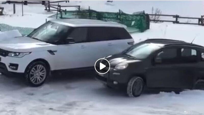Fiat Panda batte Land Rover, Sfida 4x4 sulle nevi: Italia - Inghilterra 1 a 0 [Video]