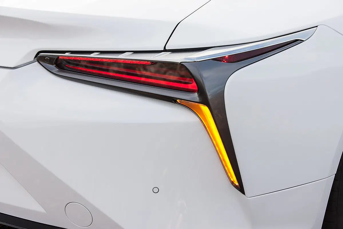 Lexus LC Coupé 2021: restyling e aggiornamenti tecnici (6)