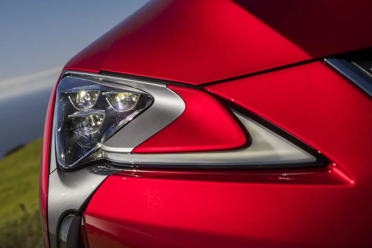 Lexus LC Coupé 2021: restyling e aggiornamenti tecnici (7)