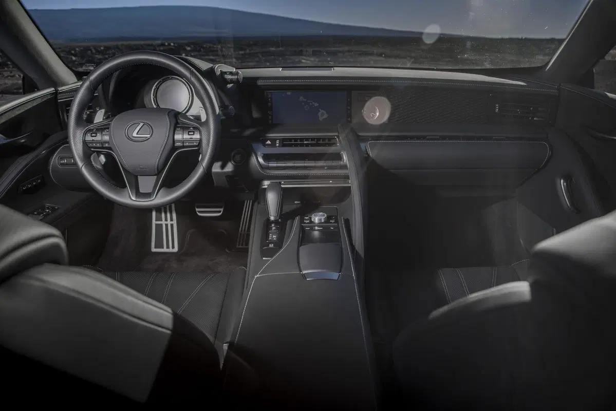 Lexus LC Coupé 2021: restyling e aggiornamenti tecnici (4)