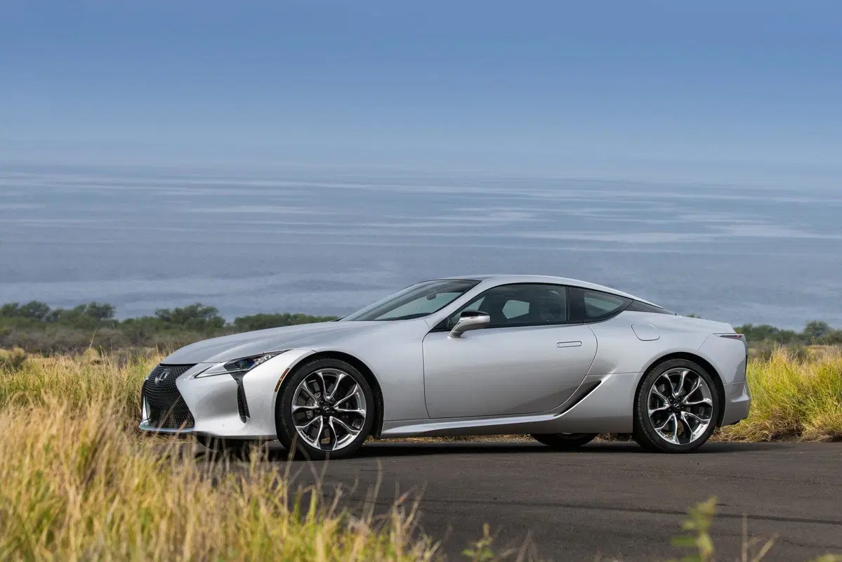 Lexus LC Coupé 2021: restyling e aggiornamenti tecnici (14)