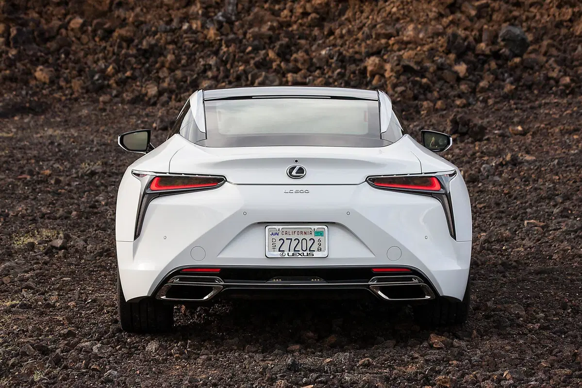 Lexus LC Coupé 2021: restyling e aggiornamenti tecnici (16)