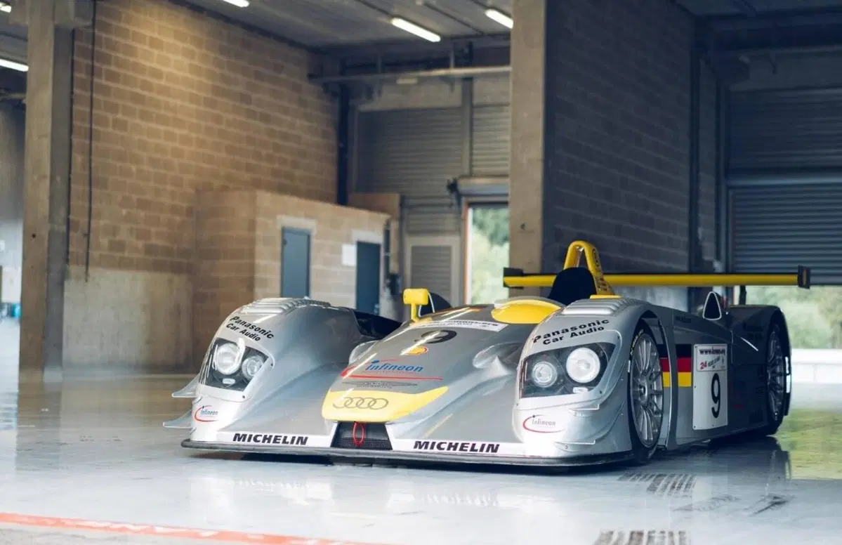 La vera Audi R8 è in vendita: esemplare che ha corso la 24h Le Mans 2000 (6)