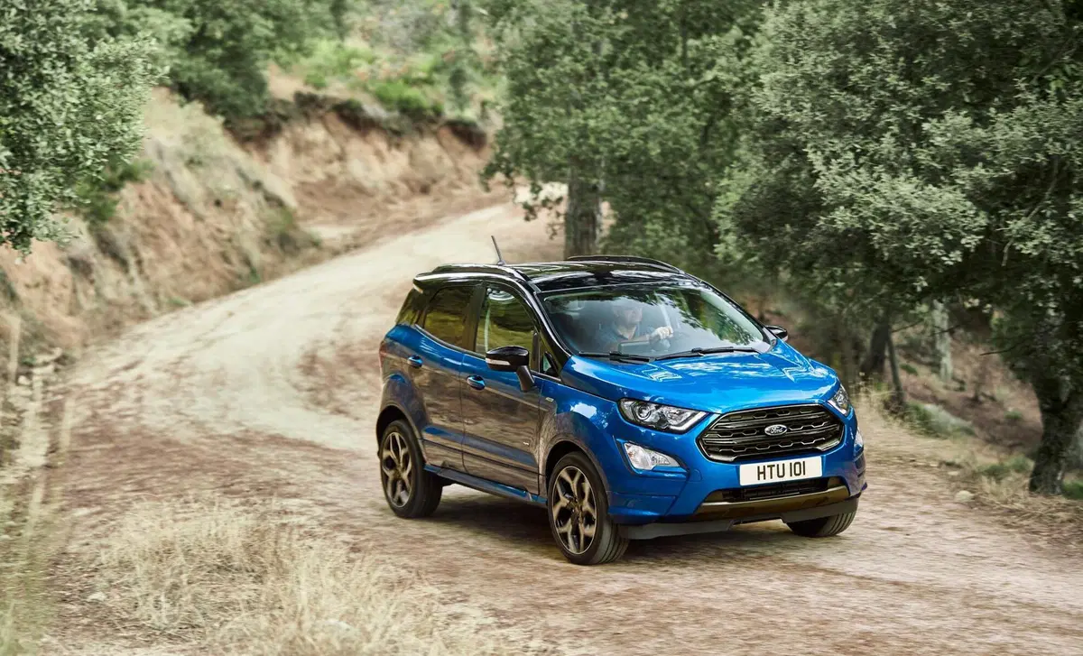 Ford EcoSport 1.5 TDCi 125 CV Start&Stop AWD ST-Line (6)