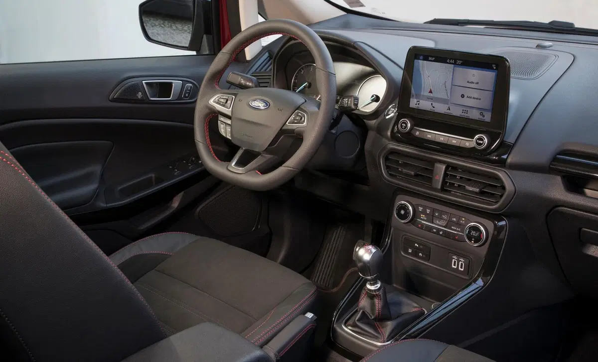 Ford EcoSport 1.5 TDCi 125 CV Start&Stop AWD ST-Line (18)
