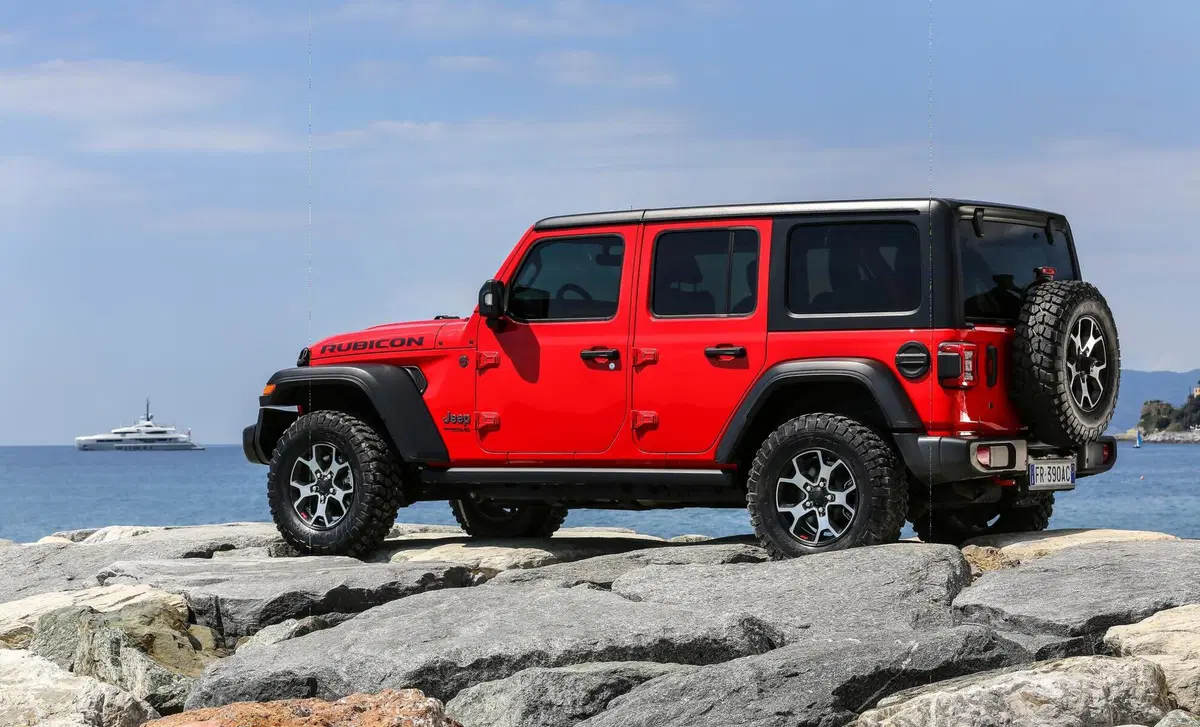 Jeep Wrangler (2018-22) (4)