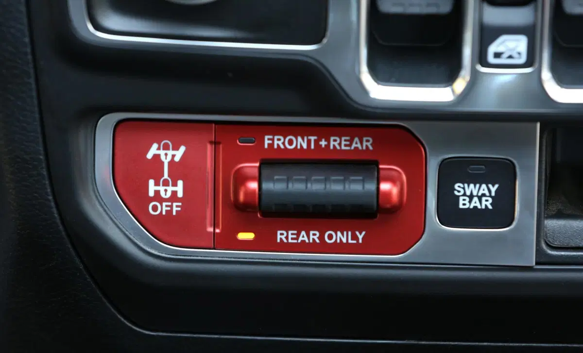 Jeep Wrangler (2018-22) (14)