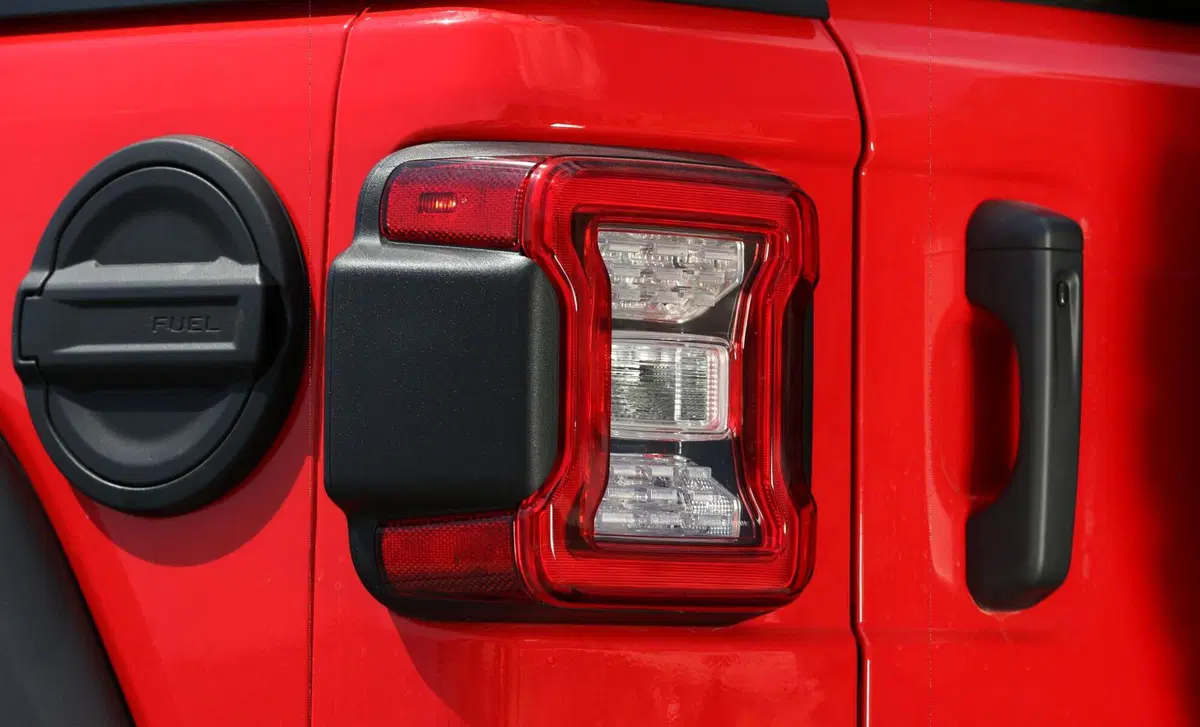 Jeep Wrangler (2018-22) (20)