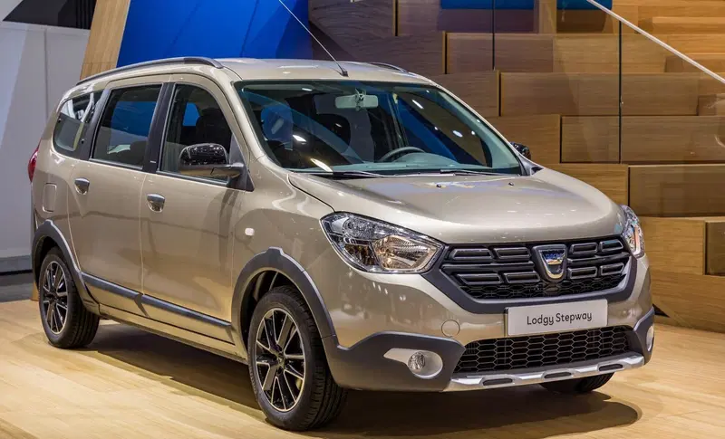 Dacia Lodgy Stepway 1.5 Blue dCi 8V 115CV 5 posti