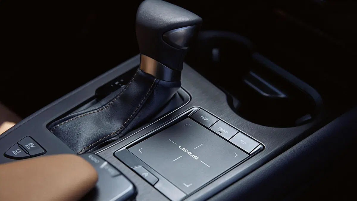 Lexus UX Hybrid 4WD Premium (25)