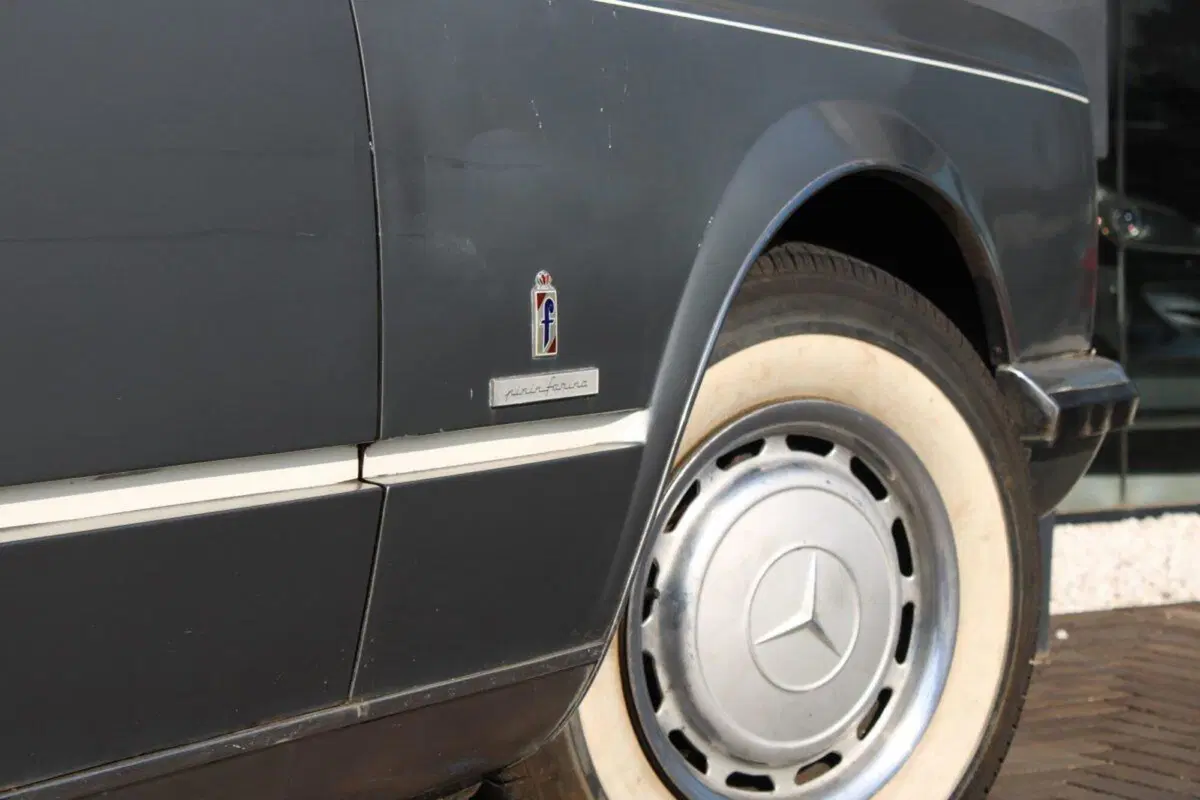 300 SEL Coupé V8 by Pininfarina, Quando si dice berlina ad alte prestazioni, di classe e con Stella a 3 punte: viaggia quasi come una Rolls, o una Porsche? (4)