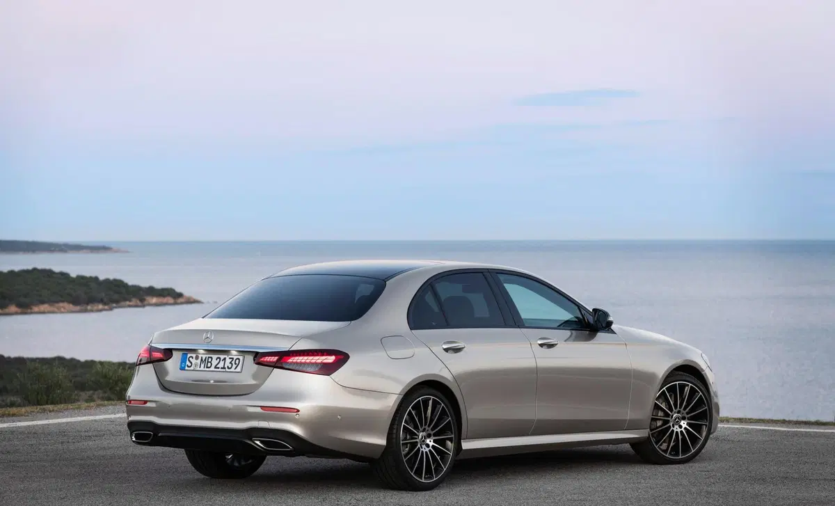 Mercedes-Benz Classe E 200 Auto Mild hybrid Premium Plus (4)