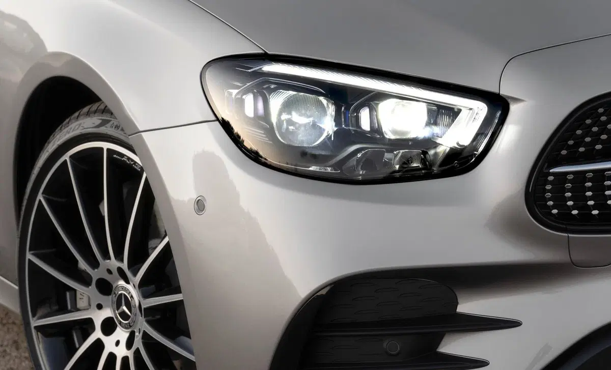 Mercedes-Benz Classe E 200 Auto Mild hybrid Premium Plus (24)