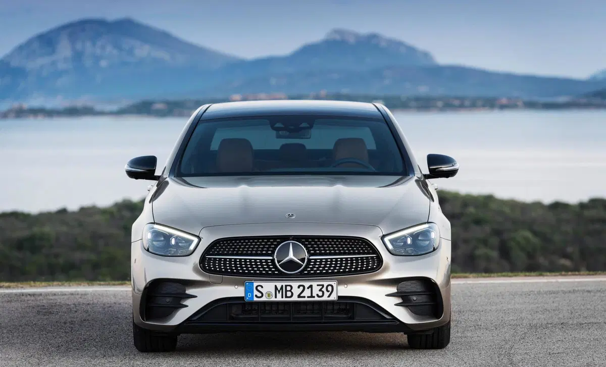 Mercedes-Benz Classe E 200 Auto Mild hybrid Premium Plus (3)