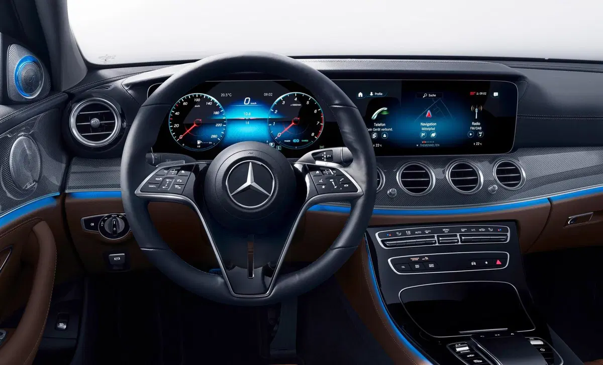 Mercedes-Benz Classe E 200 Auto Mild hybrid Premium Plus (11)