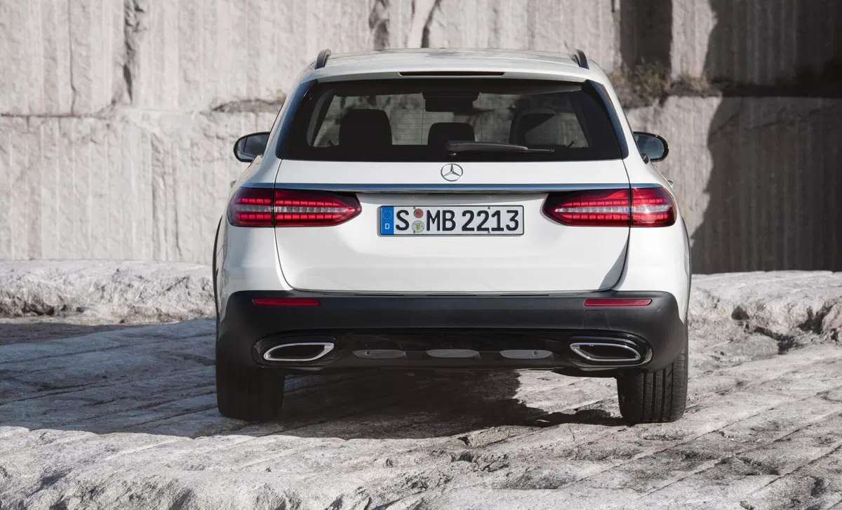 Mercedes-Benz Classe E Station Wagon 350 d 4Matic Premium Plus All-Terrain (5)