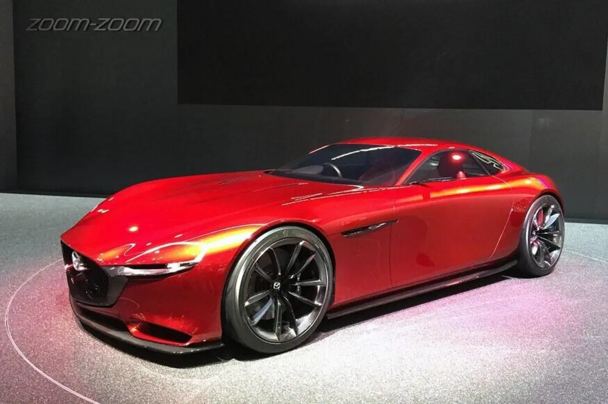 Cuore Wankel (RWD) e motori elettrici (FWD) in-wheel | Cosa dicono i brevetti depositati "per" Mazda RX-9