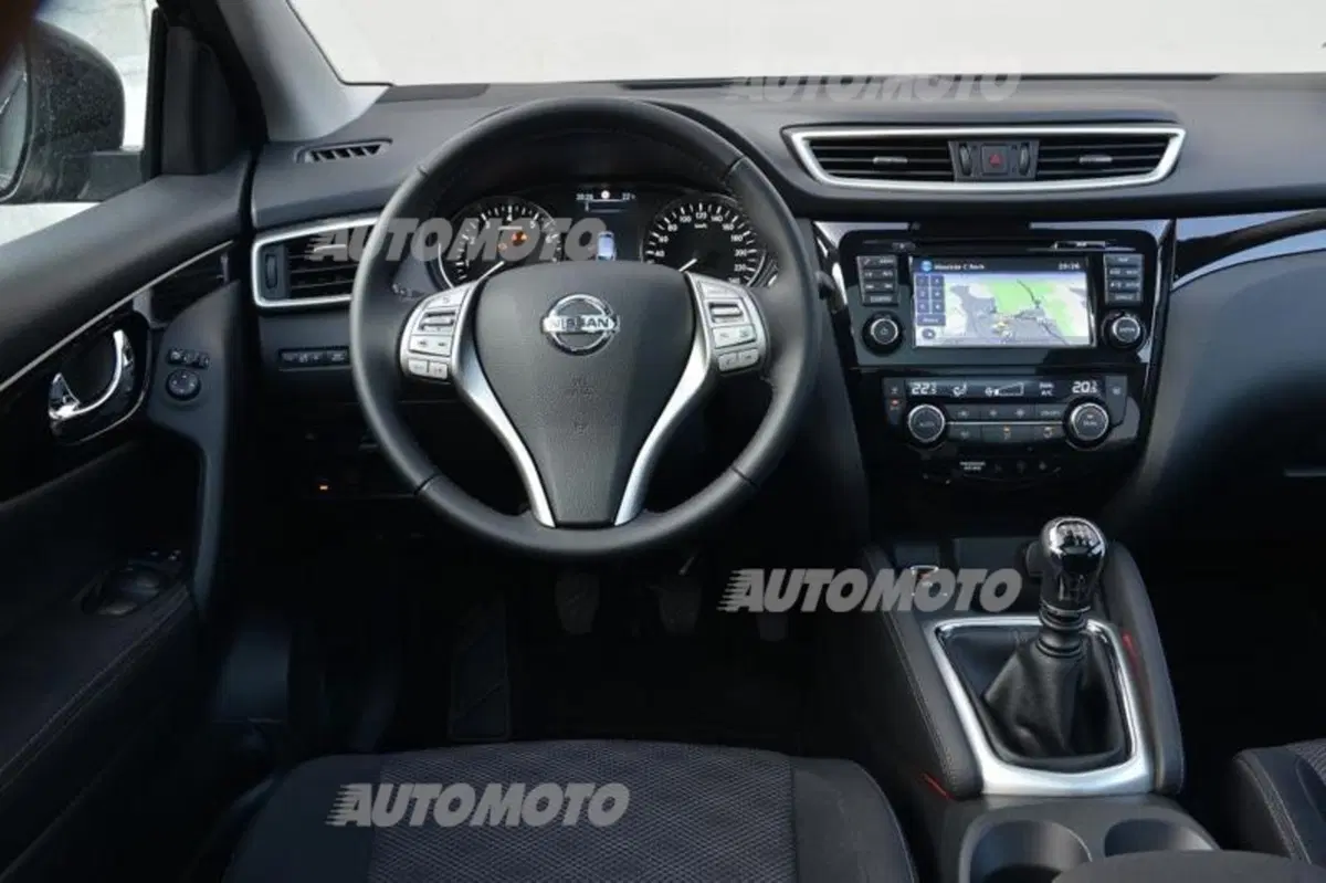 Nissan Qashqai 1.6 DIG-T 163 CV, il Qashqai più veloce (13)