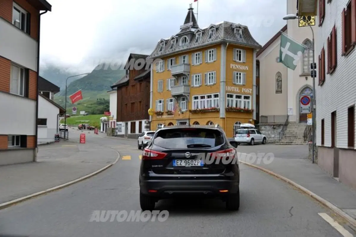 Nissan Qashqai 1.6 DIG-T 163 CV, il Qashqai più veloce (17)