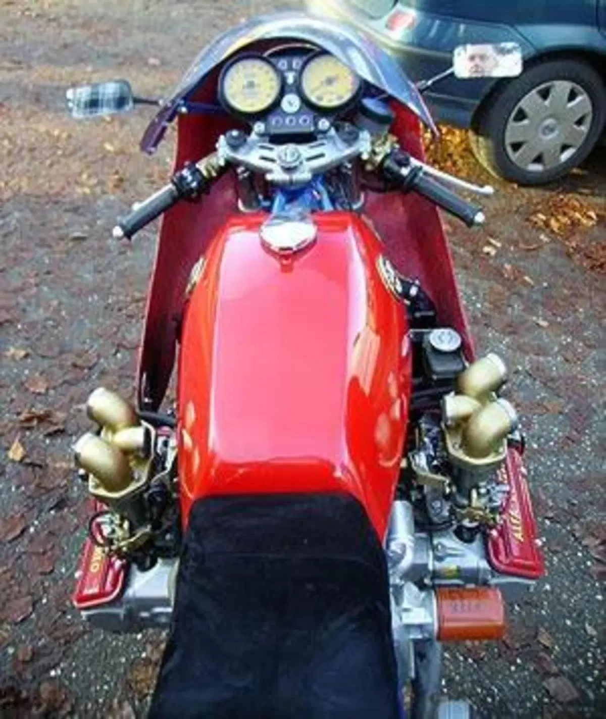 Alfa-moto-Romeo, Alfetto: il boxer 4 cilindri sulle due ruote [video] (4)