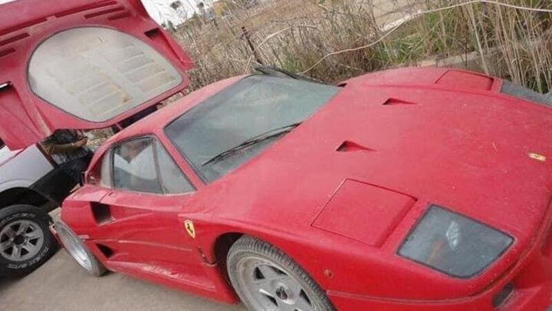 Ferrari F40 abbandonata: era di Uday Hussein, figlio di Saddam