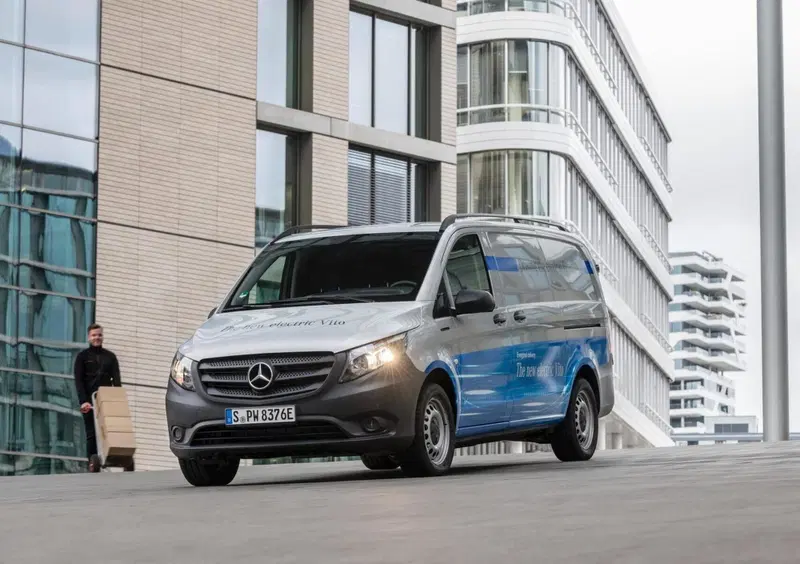 Mercedes-Benz Classe eVito Furgone (2019-->>) (3)