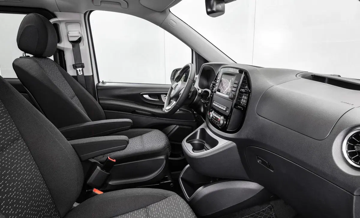 Mercedes-Benz Classe eVito Furgone (2019-->>) (13)