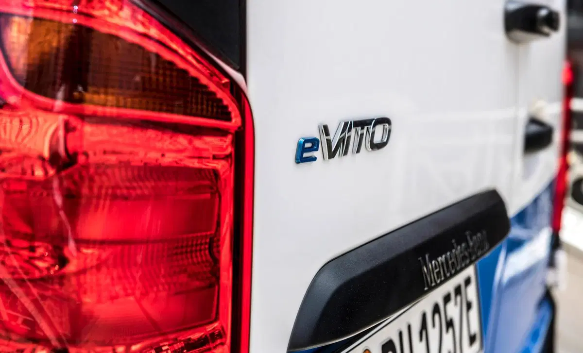 Mercedes-Benz Classe eVito Furgone (2019-->>) (21)