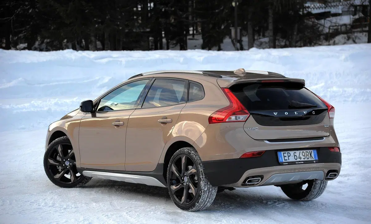 Volvo V40 Cross Country D2 (4)