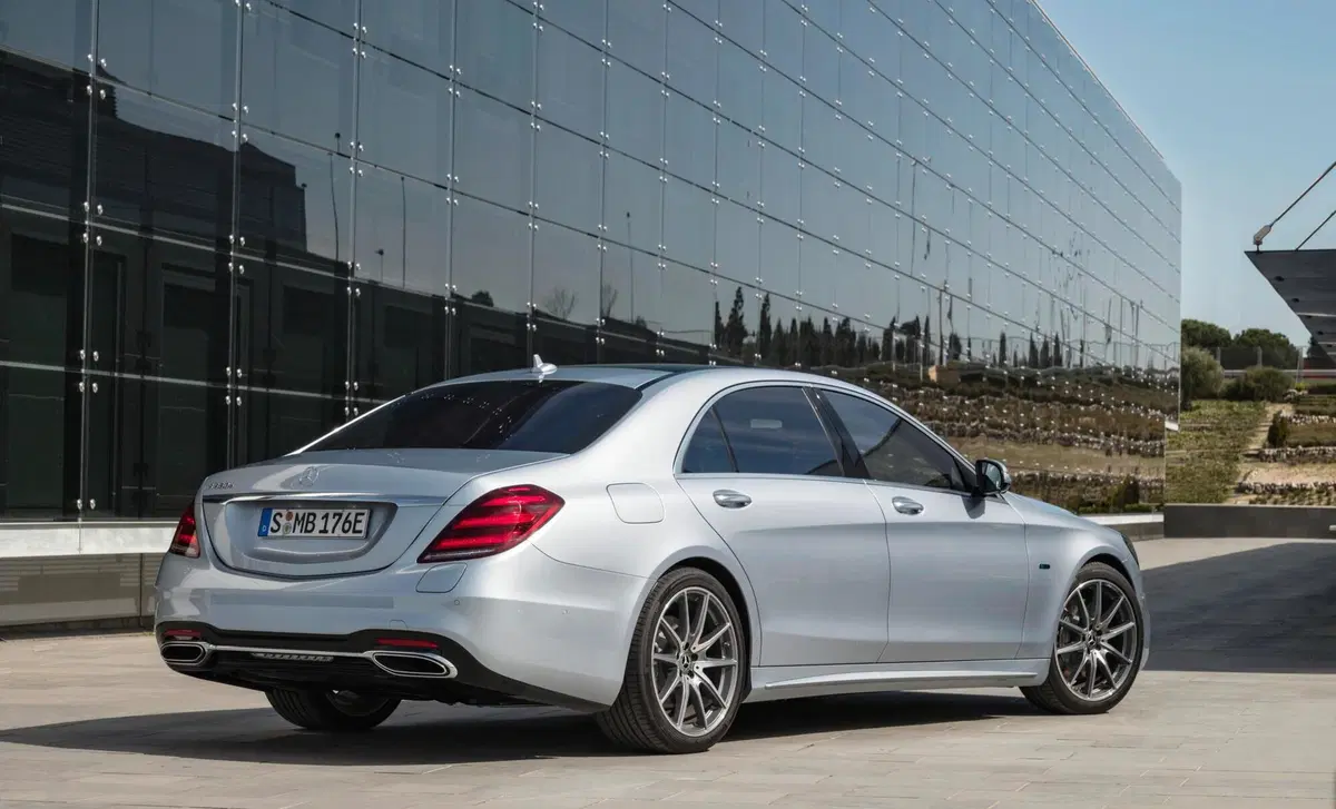 Mercedes-Benz Classe S 450 4Matic Premium (4)
