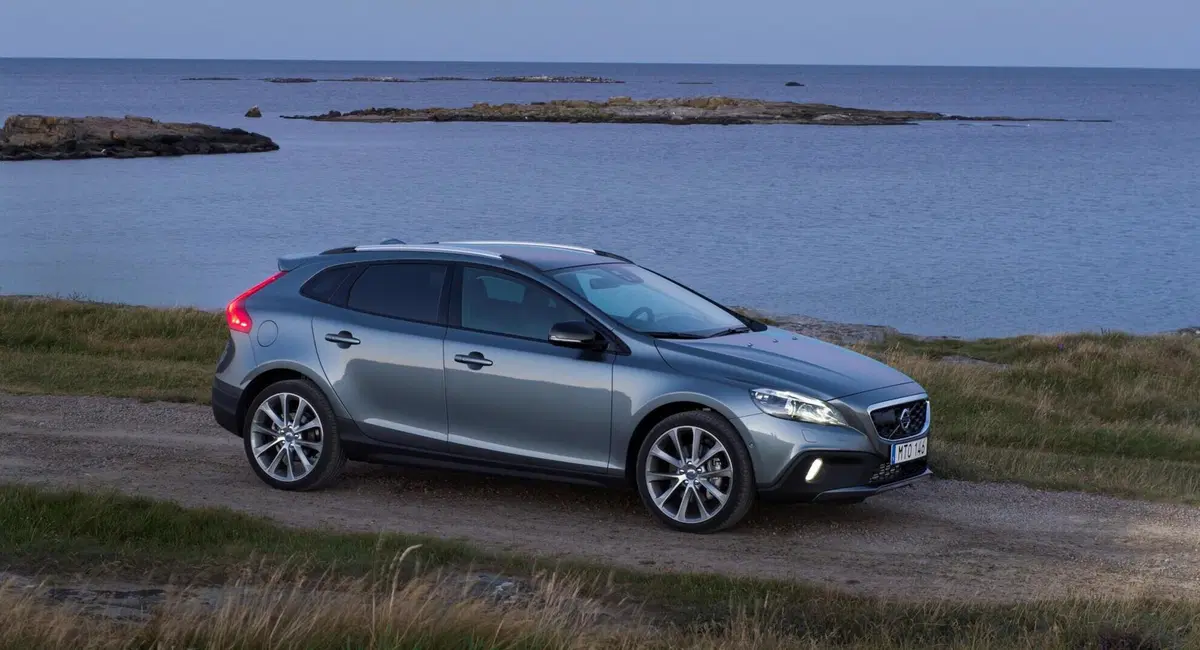 Volvo V40 D2 Geartronic Kinetic N1 (9)