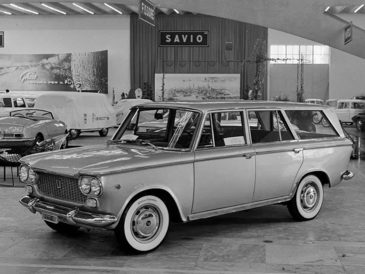 Fiat 1300 Giardinetta Viotti, la wagon d'altri tempi (4)