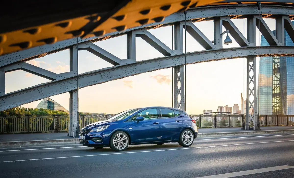 Opel Astra 1.5 CDTI 105 CV S&S 5 porte GS Line (6)