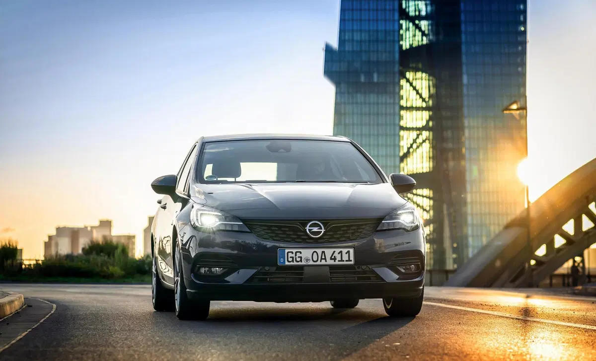 Opel Astra 1.5 CDTI 105 CV S&S 5 porte GS Line (7)