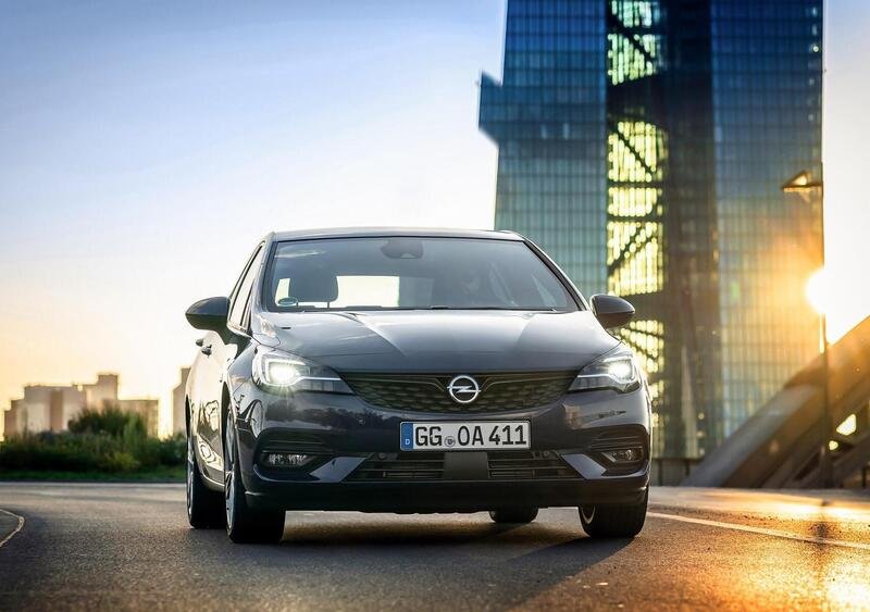 Opel Astra (2015-22) (7)