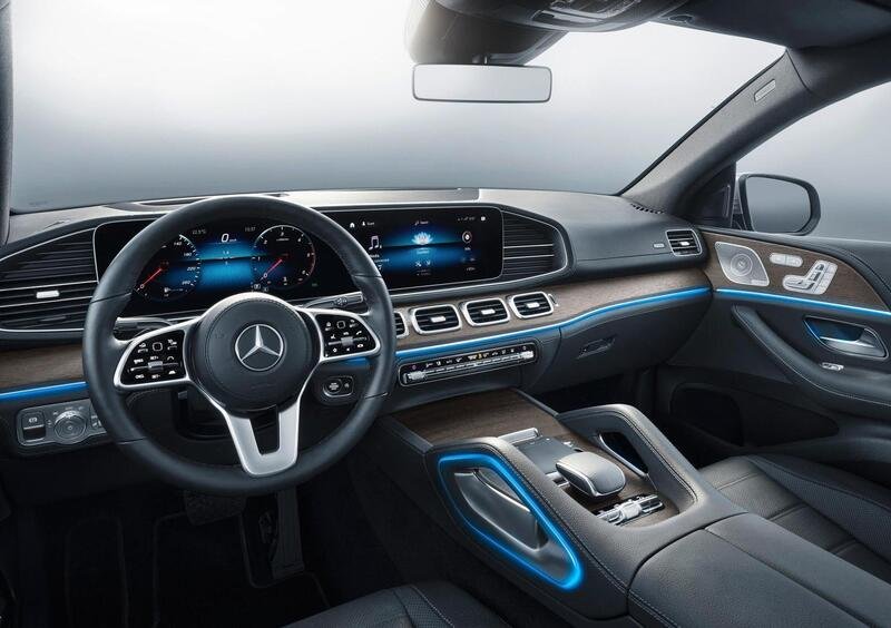 Mercedes-Benz GLE Coupé (2020-->>) (17)