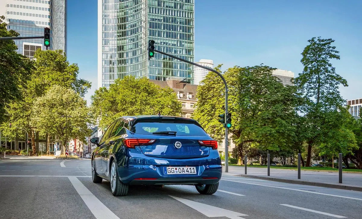 Opel Astra 1.5 CDTI 105 CV S&S 5 porte GS Line (5)