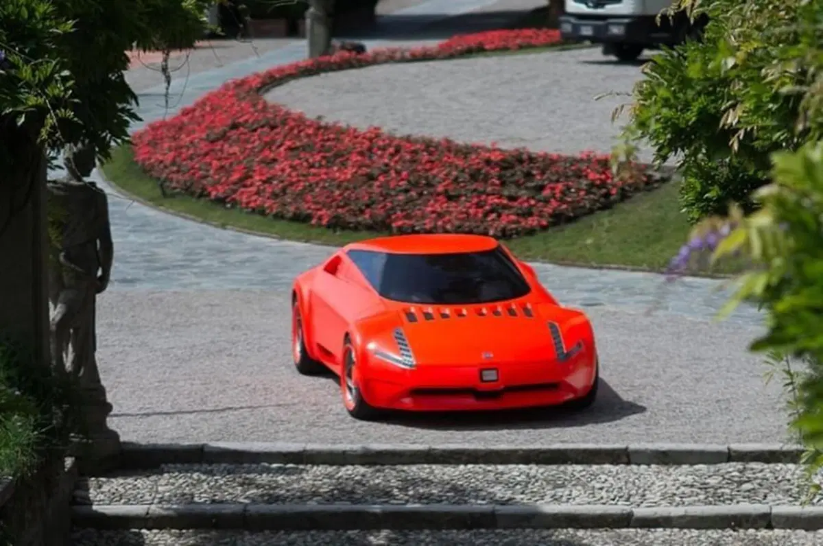 Stola S81: così la Lancia Stratos entrava negli anni Duemila (4)