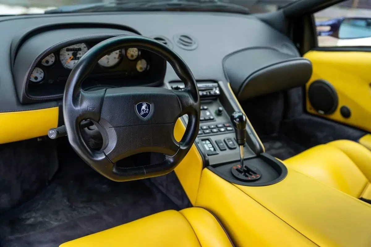 Lamborghini Diablo SV Monterey Edition, la speciale per gli USA (5)