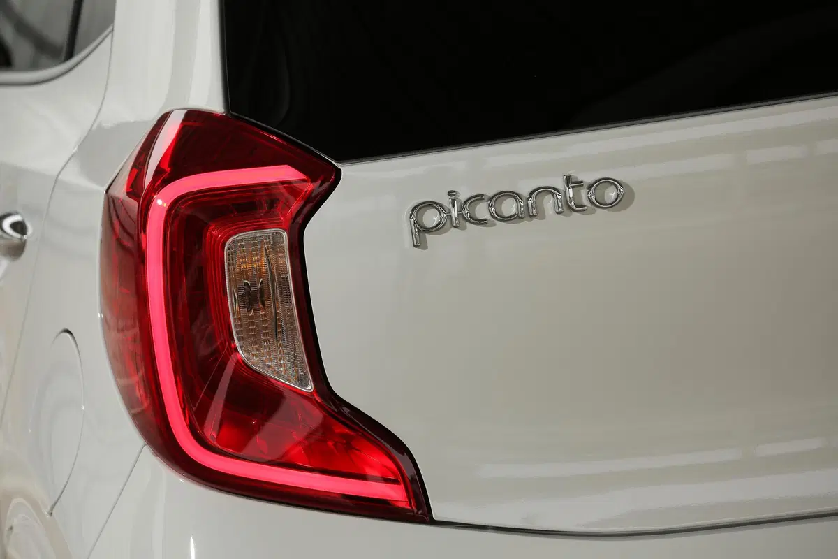 Kia Picanto 1.0 12V EcoGPL 5 porte Cool (46)