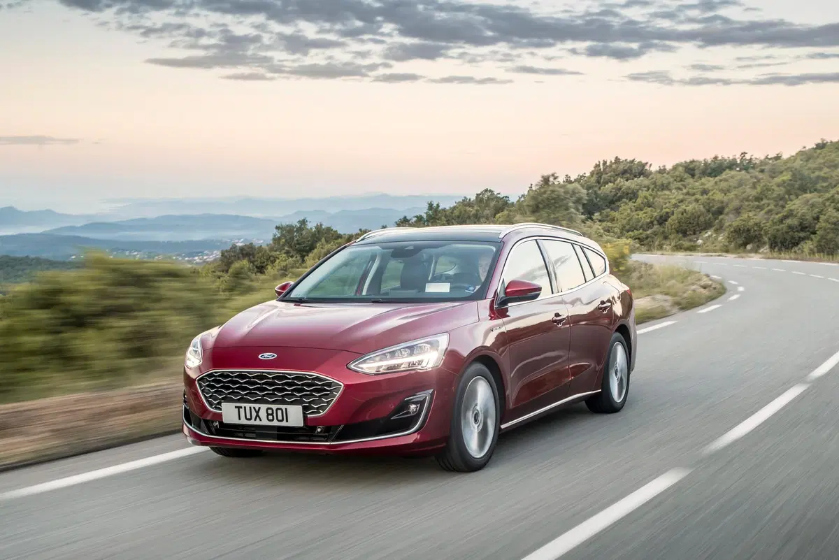Ford Focus Station Wagon 1.0t ecoboost h ST-Line X 125cv (41)