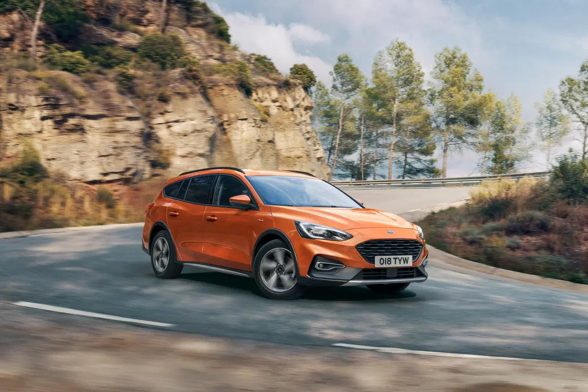 Ford Focus Station Wagon 1.0t ecoboost h ST-Line X 125cv (43)
