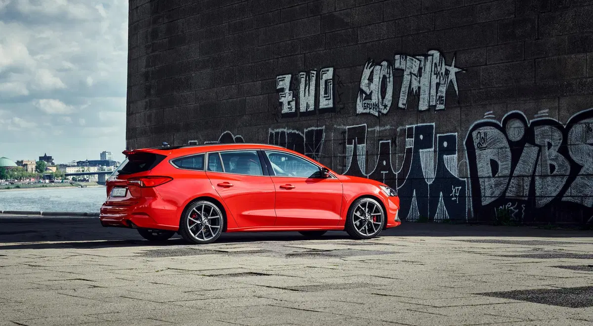 Ford Focus Station Wagon 1.0t ecoboost h ST-Line X 125cv (28)