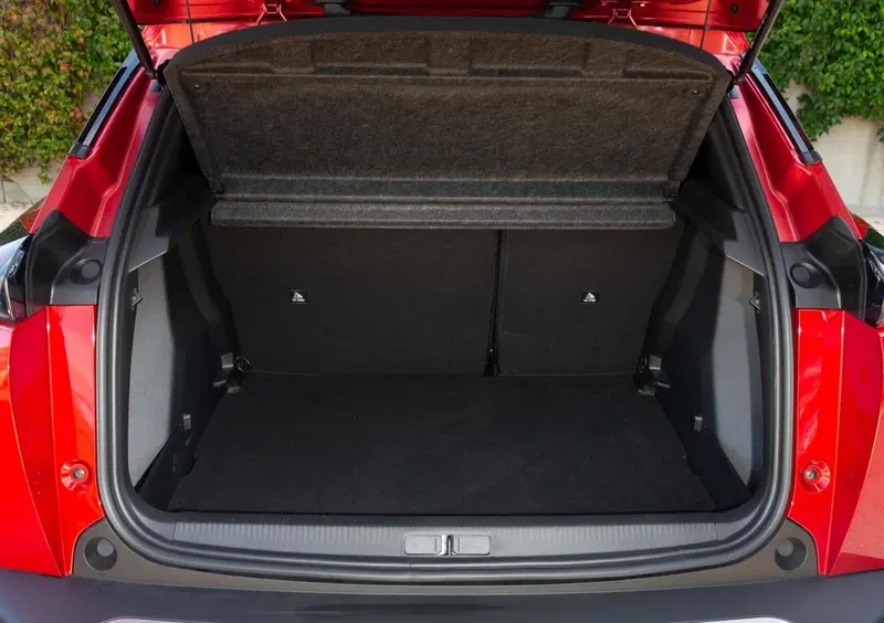 Peugeot 2008 (2019-->>) (27)