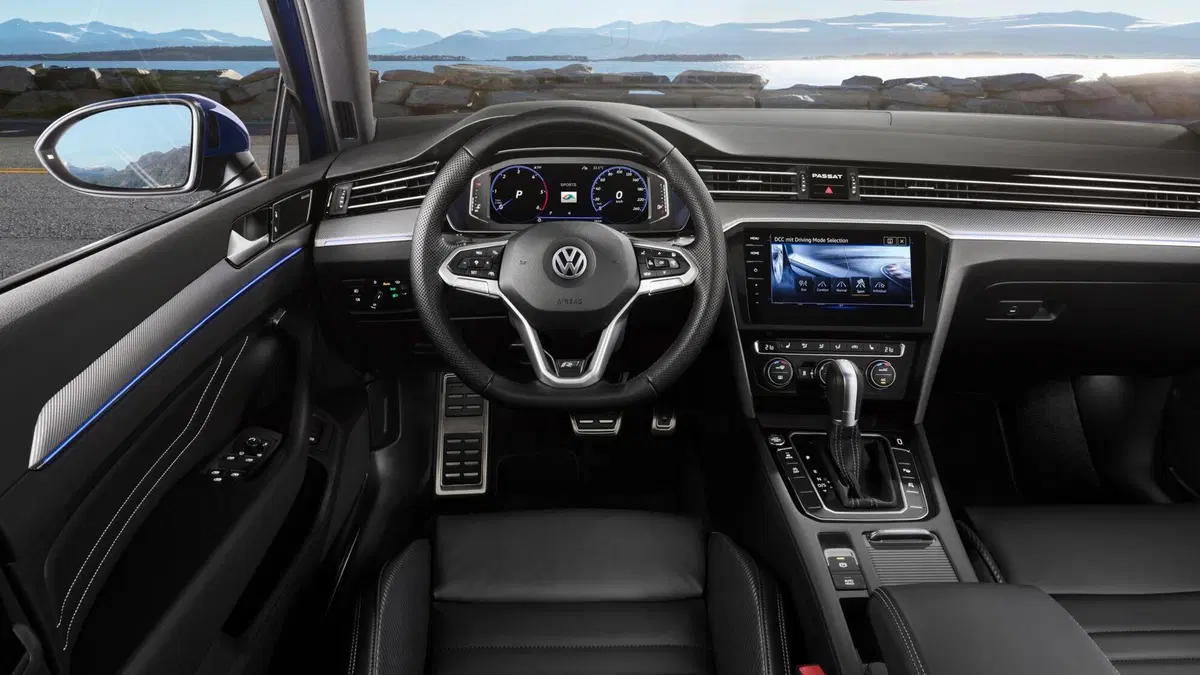 Volkswagen Passat (2014-21) (51)