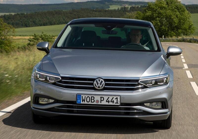 Volkswagen Passat (2014-21) (3)