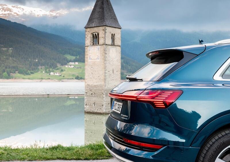 Audi e-tron (2019-22) (25)