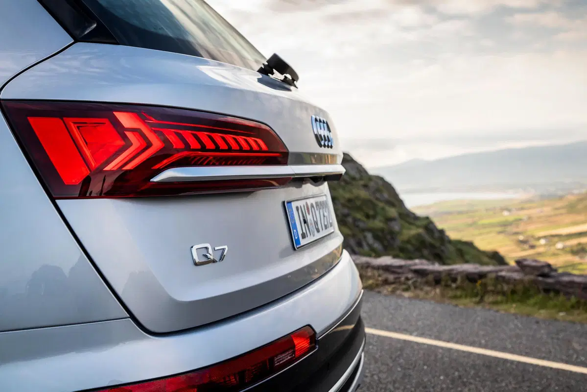 Audi Q7 (2016-18) (23)